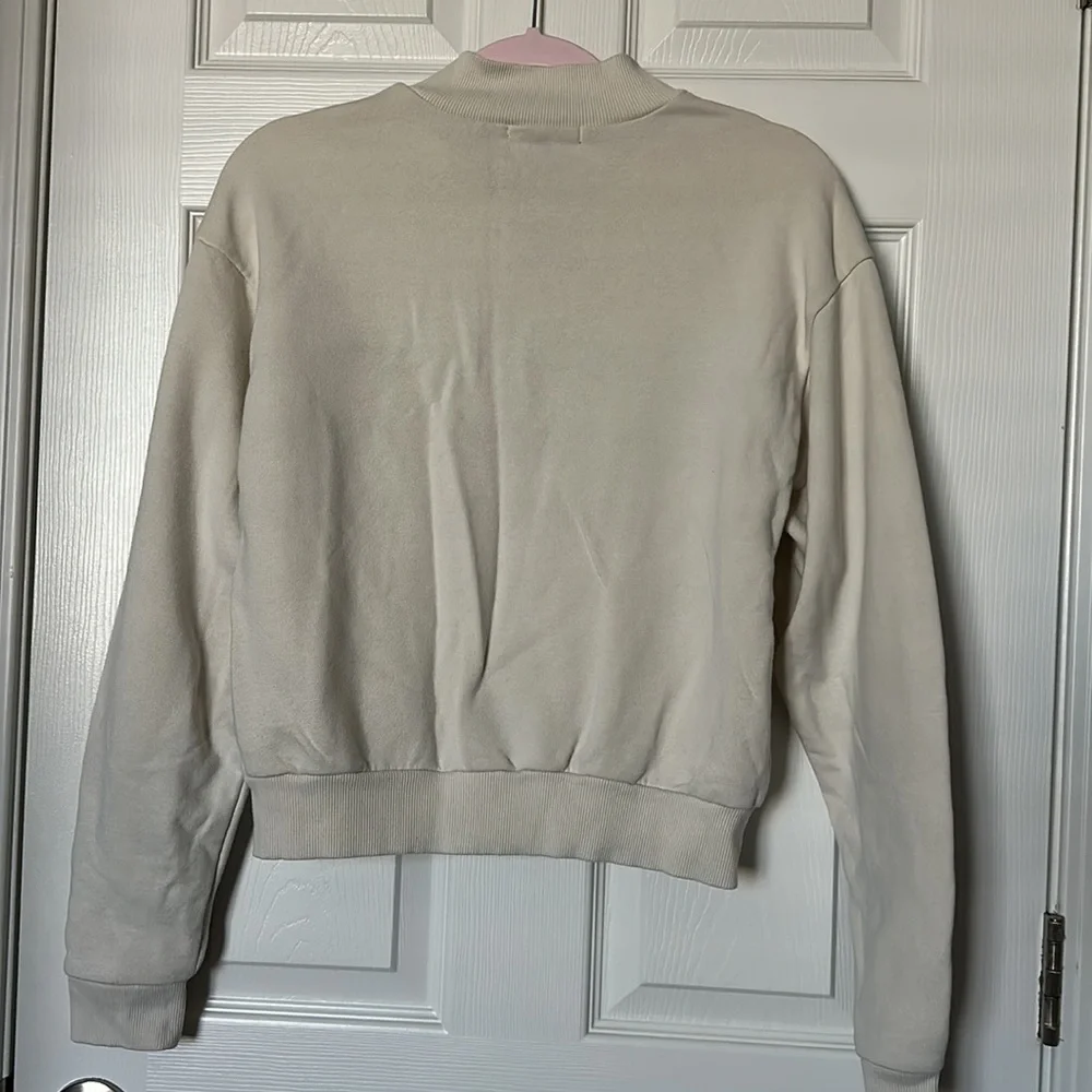 Forever 21 sweatshirt - Picture 3 of 5